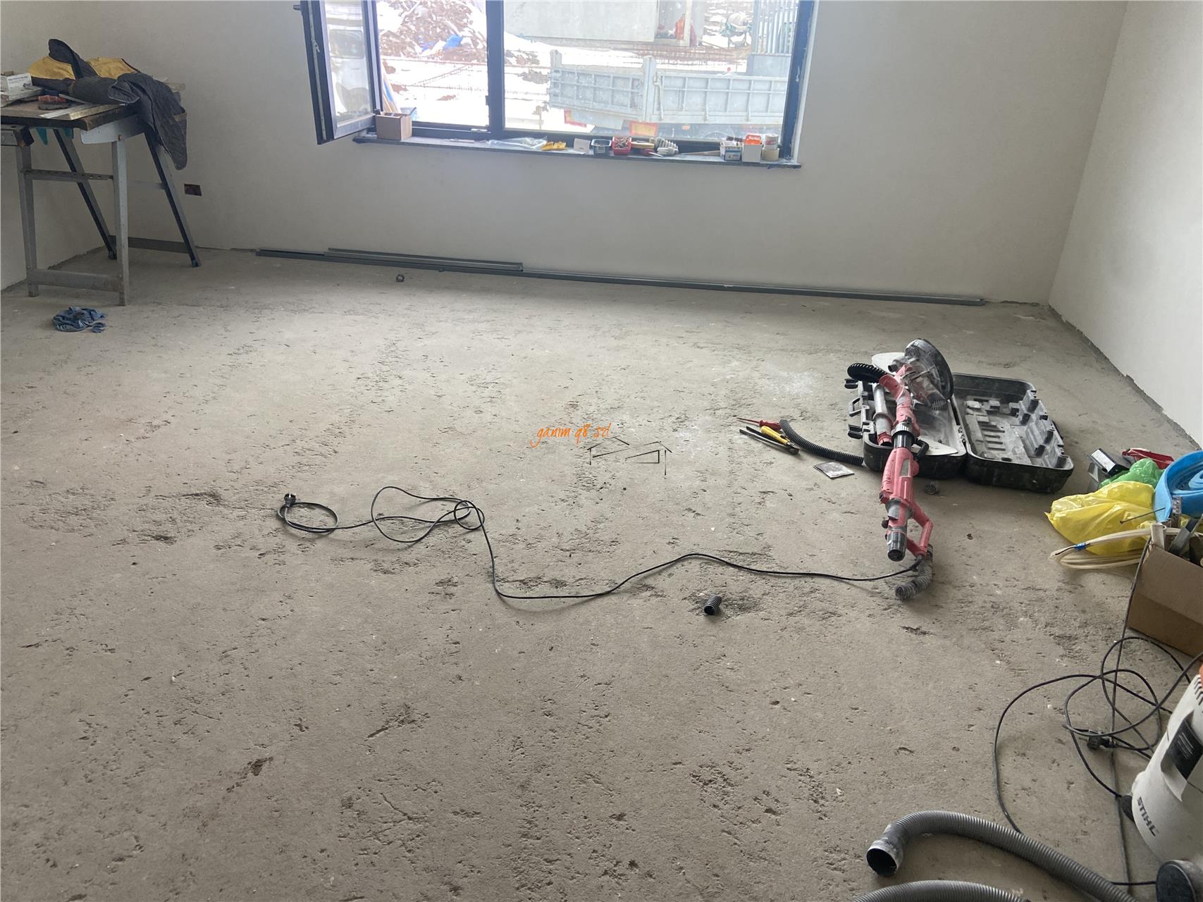 Casa de vanzare , cartier Dr Carnabel ,127 mp ,3 camere ,teren 501 mp