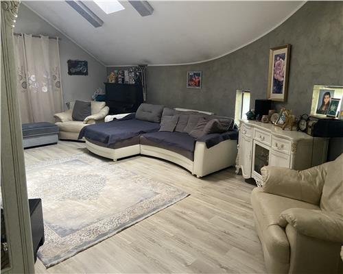 Casa de vanzare in Focsani , parter si mansarda ,suprafata utila de 173 mp, teren  100mp