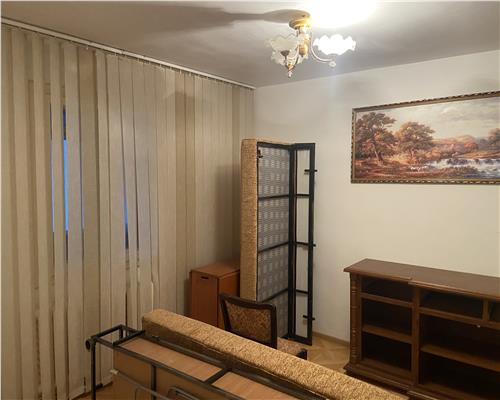 Apartament 3 camere , zona cartier Sud , et 2/4, decomandat,54 mp, imbunatatit , curat , liber