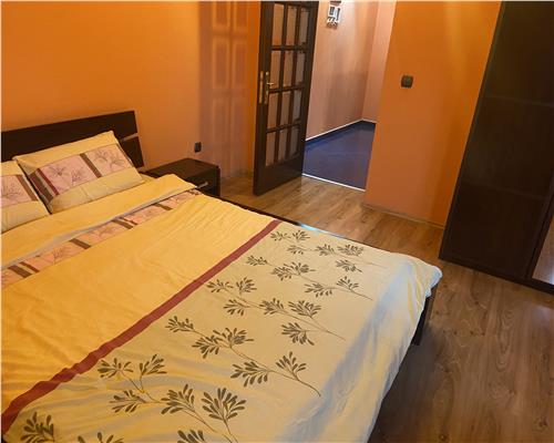 Apartament 4 camere , zona centrala - Inspectoratul Scolar ,suprafata 109 mp , et 3/4 , renovat si mobilat complet