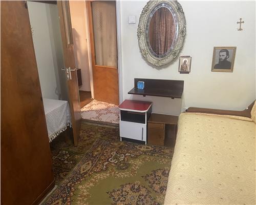 Apartament 3 camere , zona Gara ,  58 mp ,et 3/4 , mobilat , centrala termica individuala