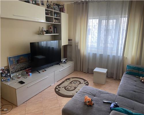 Aparttament 2 camere , cartier Sud , 56 mp , decomandat , renovat