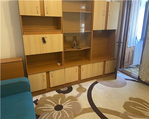 Apartament 2 camere, cartier Sud , et 3/4 , decomandat , centrala termica proprie