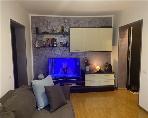 Apartament 2 camere , cartier Gara , parter , imbunatatit , mobilat si utilat, centrala termica proprie