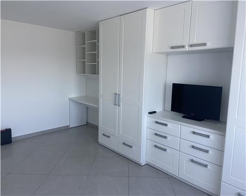 Apartament 2 camere ,54 mp, zona Mausoleu Sud - supermarket Paco , renovat complet , mobilat