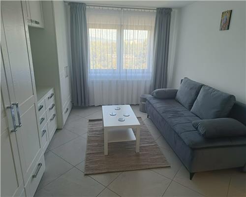 Apartament 2 camere ,54 mp, zona Mausoleu Sud - supermarket Paco , renovat complet , mobilat