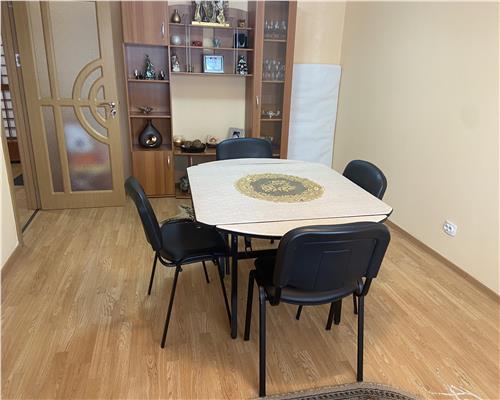 Apartament 3 camere , zona centrala , parter , renovat complet , 72 mp , liber