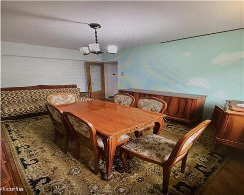 Apartament 2 camere transformat in 3 camere , zona ultracentrala - Teatrul Municipal ,etaj 2/3 , centrala termica  proprie , liber
