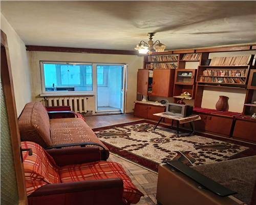 Apartament 2 camere , zona b- dul Independentei , et 1 din 4 , decomandat , 55 mp