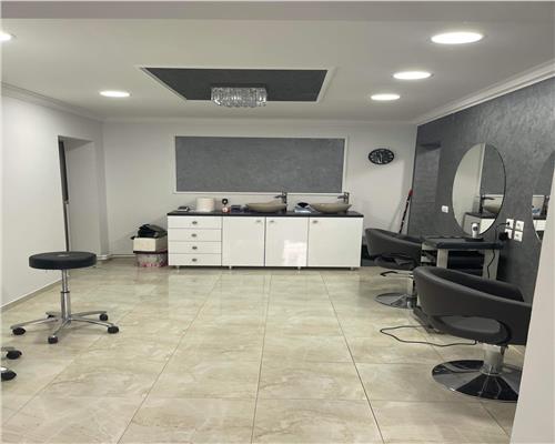 Spatiu comercial de vanzare situat in cartier Sud cu suprafata de 60 mp, renovat