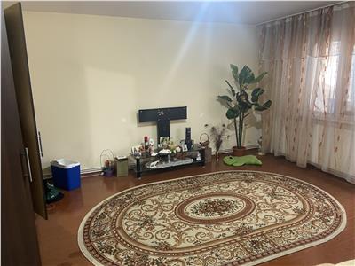 Apartament 3 camere , zona Gara- str Longinescu ,76 mp ,2 balcoane