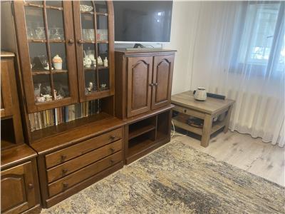 Apartament 3 camere , zona B-dul Brailei - Casa de Pensii Focsani,65mp , decomandat , imbunatatit