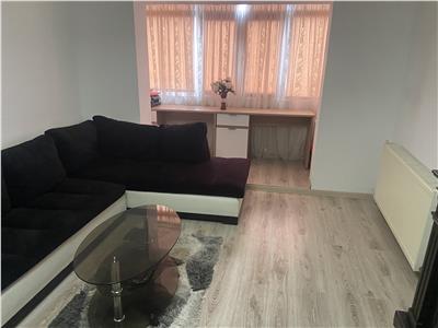 Apartament 4 camere , zona Piata Moldovei -Scoala nr 2 , decomandat 80 mp , imbunatatit , mobilat