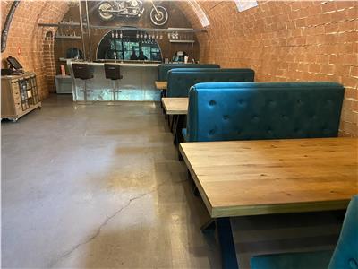 Spatiu comercial situat in zona sat Petresti , actual restaurant cu suprafata 140 mp ,dotat si utlat complet, teren 432 mp
