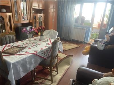 Apartament 3 camere , zona b-dul Brailei - hipermarket Kaufland - 1 Decembrie 1918, 77 mp utili, decomandat