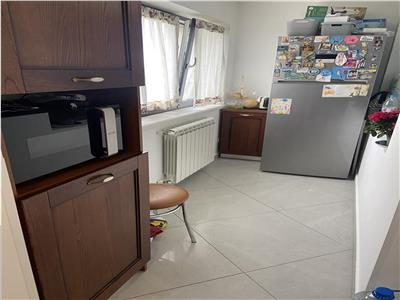Apartament 2 camere ,54 mp, zona Mausoleu Sud - supermarket Paco , renovat complet , mobilat
